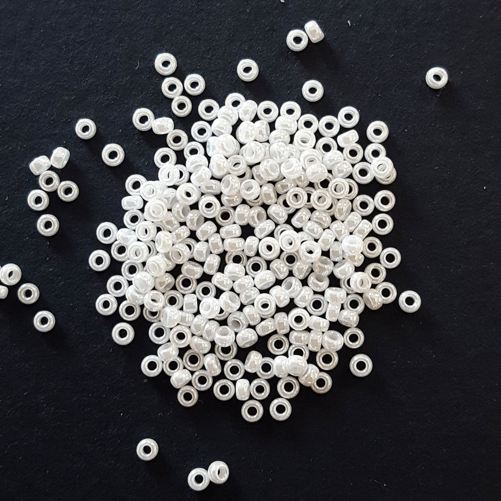 Rocailles Miyuki 15/0 RR 15-420 Opaque White Pearl Ceylon x 8 g