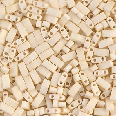 Half Tila Beads HTL-2021 Mat Opaque Cream x 10 g