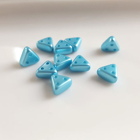 eMMA&reg; Bead 3 x 6 mm Pastel Aqua x 5 g