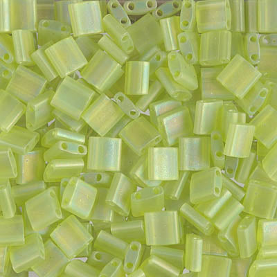 Tila Beads TL-0143FR Mat Transparent Chartreuse AB x 10 g